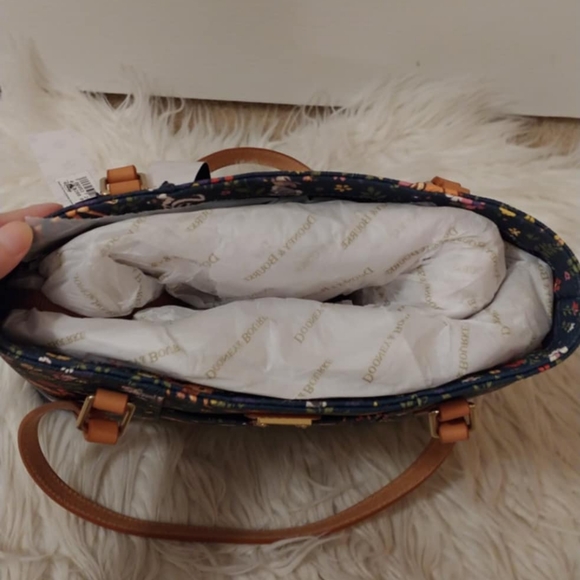 💖FIRM! NWT DISNEY PARKS COLLECTION X DOONEY AND BOURKE 2023 BAMBI FLORAL TOTE - Picture 8 of 13